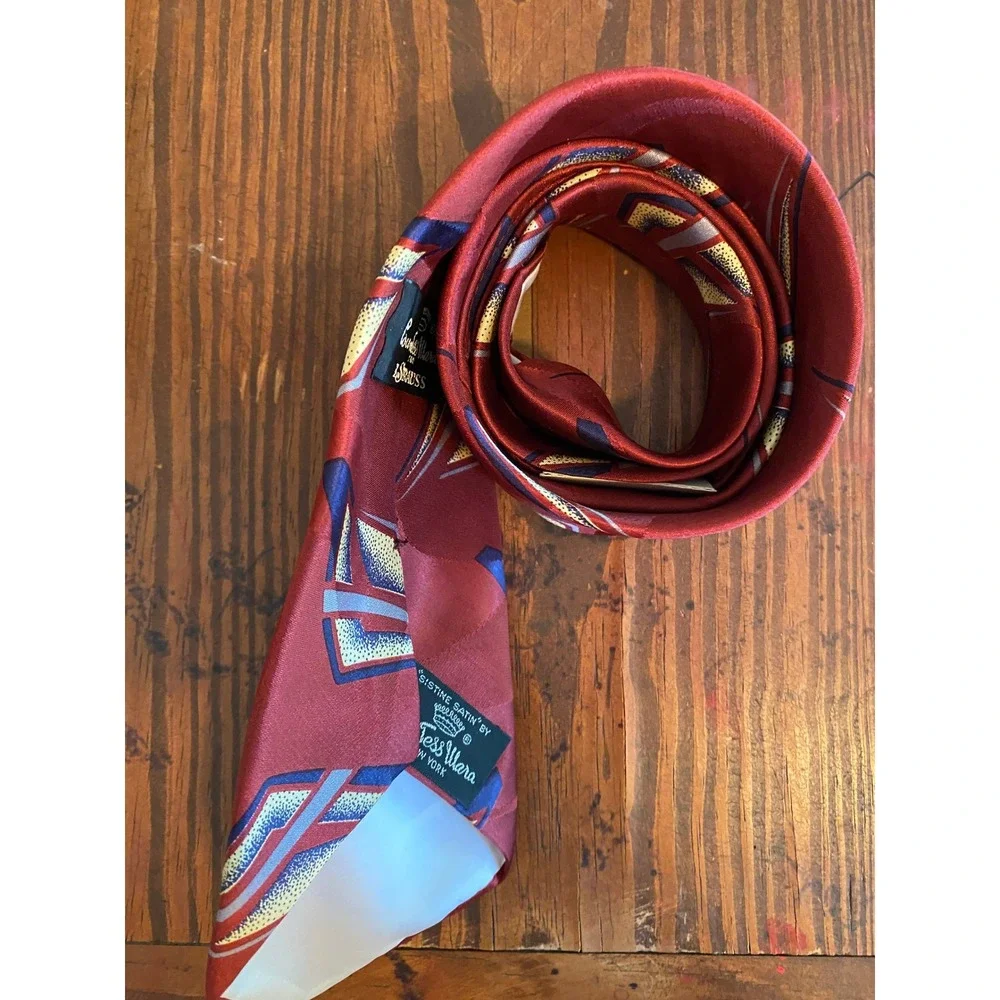 Countess Mara Mens Red Geometric‎ Abstract Sistine Satin Silk Necktie 5417/10